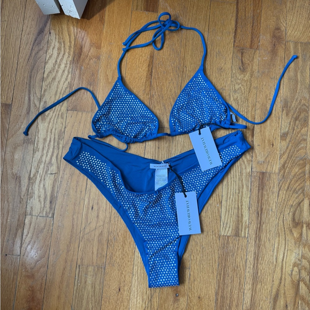 WeWoreWhat Teal Bikini Set (L) – Rhinestone Chic (NWT)